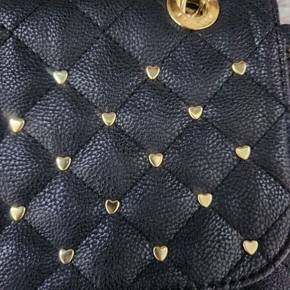 Betsey Johnson Quilted Gold Heart‎ and Chain Black Faux Leather Shoulder Bag - Picture 3 of 15